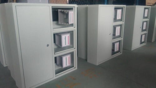 四槽壁掛式光分路器箱 現(xiàn)代通訊網(wǎng)絡(luò)的隱形守護者